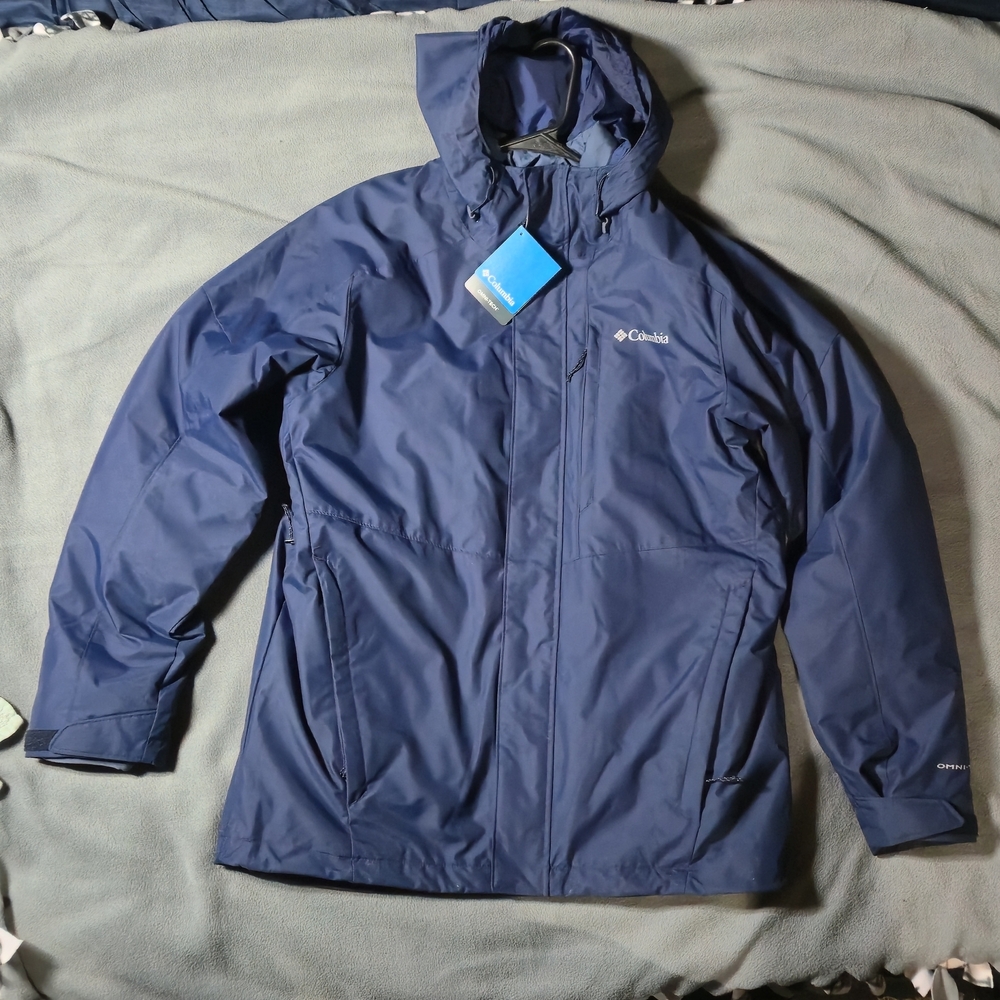 Columbia Men's Navy Jacket
